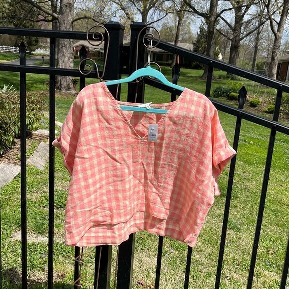 Lou & Grey Linen Gingham V-neck Top NWT - Picture 2 of 5